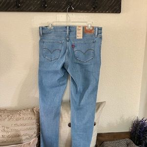 New with tags Levi’s hyper soft skinny jeans